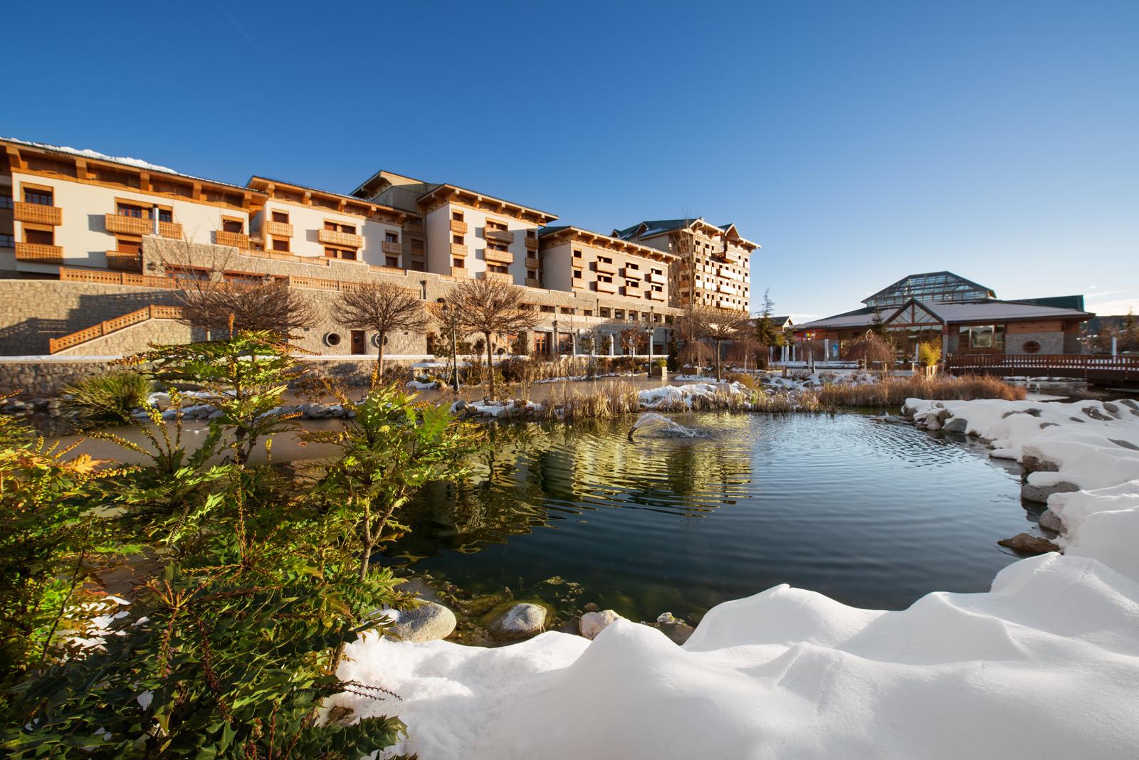 Michlifen Resort&Golf Ifrane  Exterior foto The Hotel and Spa in April 2014