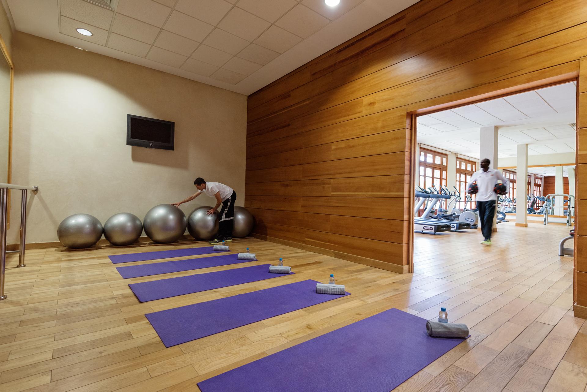 Michlifen Resort&Golf Ifrane  Exterior foto The gym at the hotel